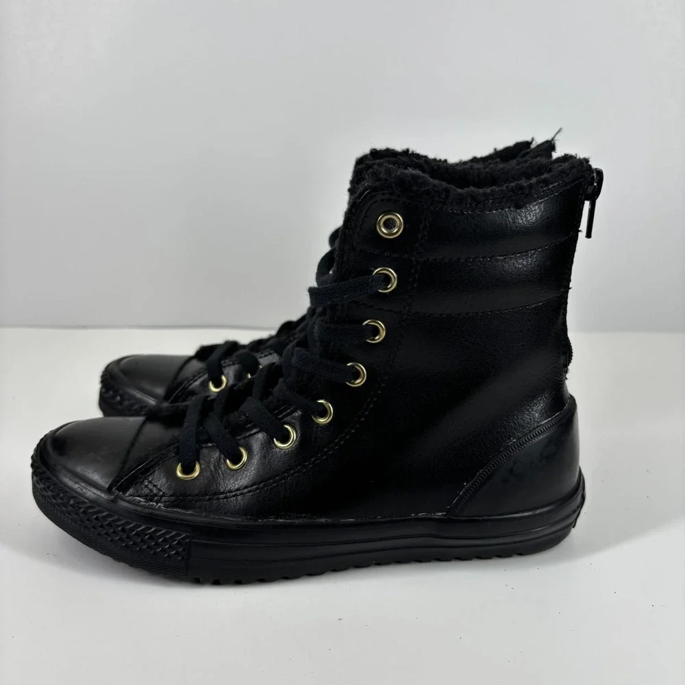 Converse Chuck Taylor All Star Hi-Rise Junior US 3/EU 35 Black Leather Fur Boots
